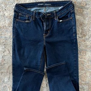Old Navy Rockstar skinny jeans size 8 standard, high rise, super stretchy